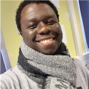 Professeur de FLE, avec plus de 3 ans d'experience. Forte capacité à aider les enfants.